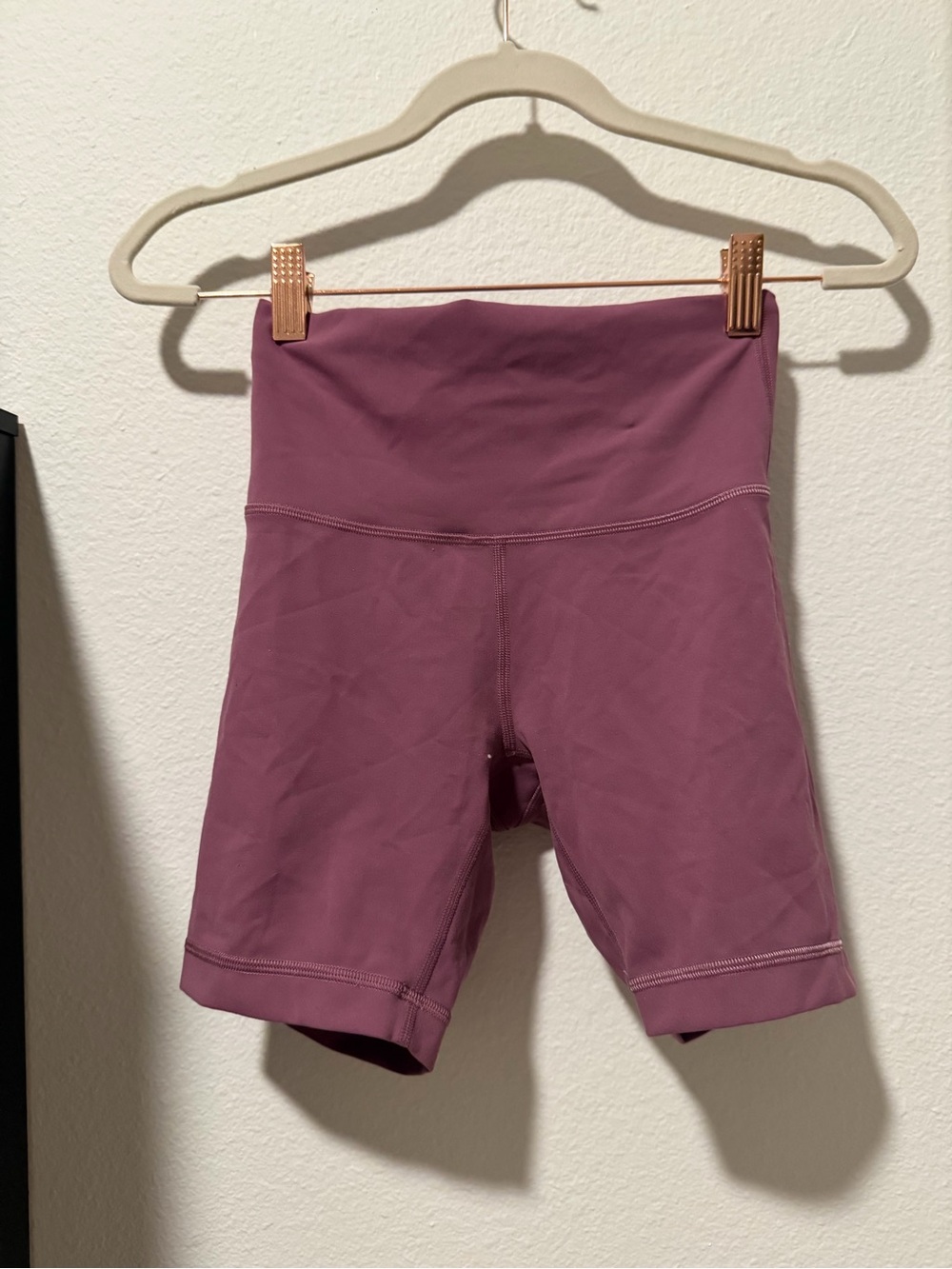 lululemon Vintage Plum Wunder Train HR Short 6”, Size 4